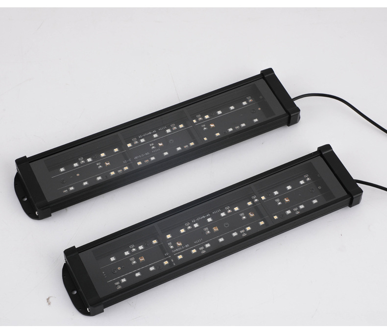 Lampada LED UV a spettro completo UVA+UVB 10.0/20.0 per rettili